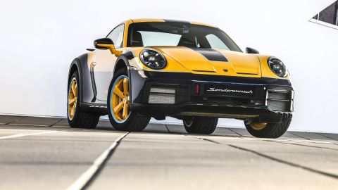 Porsche revela su última versión 911 Dakar
