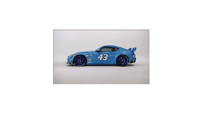 Toyota homenajea a una leyenda del Nascar con "Suprabird"