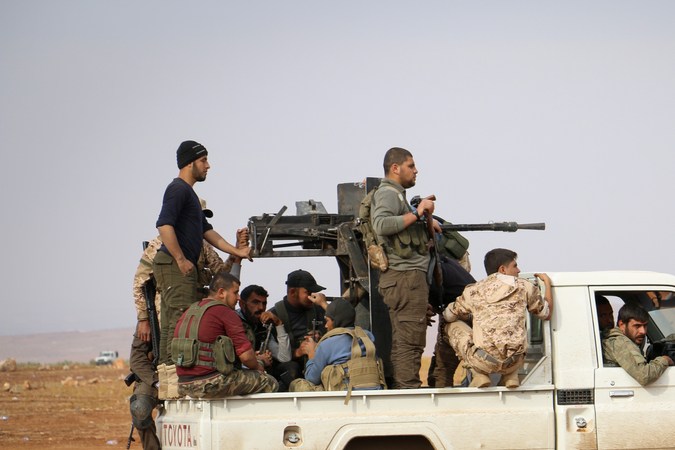 Toyota Hilux y Land Cruiser: los 4x4 que definieron una guerra