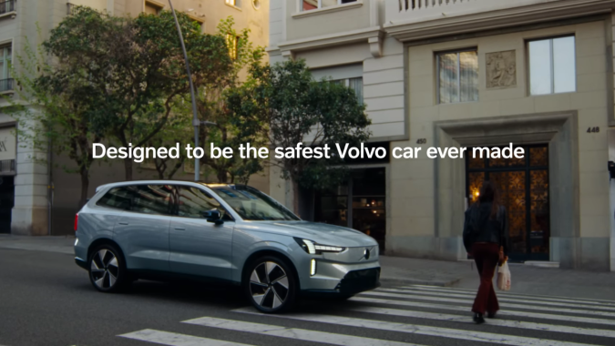 Volvo EX90: seguridad, familia y un mensaje que se ha hecho viral