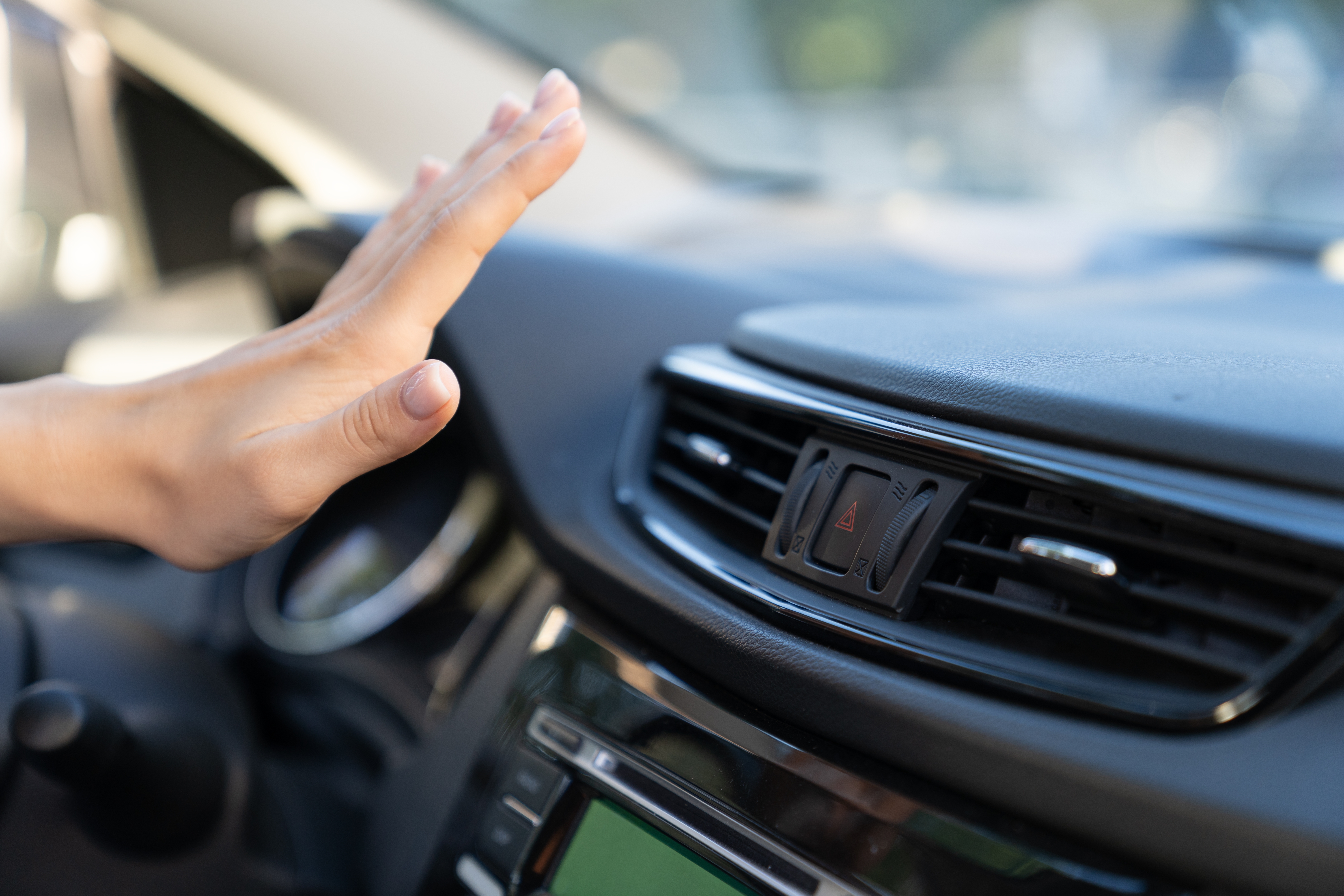 Problemas comunes del aire acondicionado del carro, cómo solucionarlos