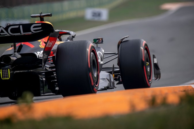 ¿Por qué los coches de Formula 1 no tienen luces delanteras?