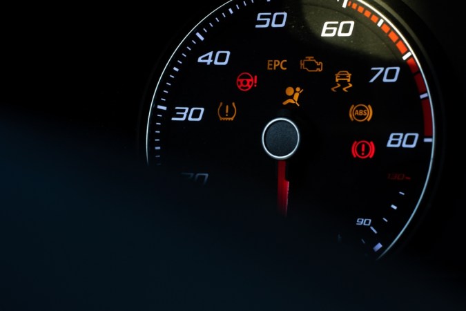 Tu auto habla: las cinco señales clave para evitar problemas