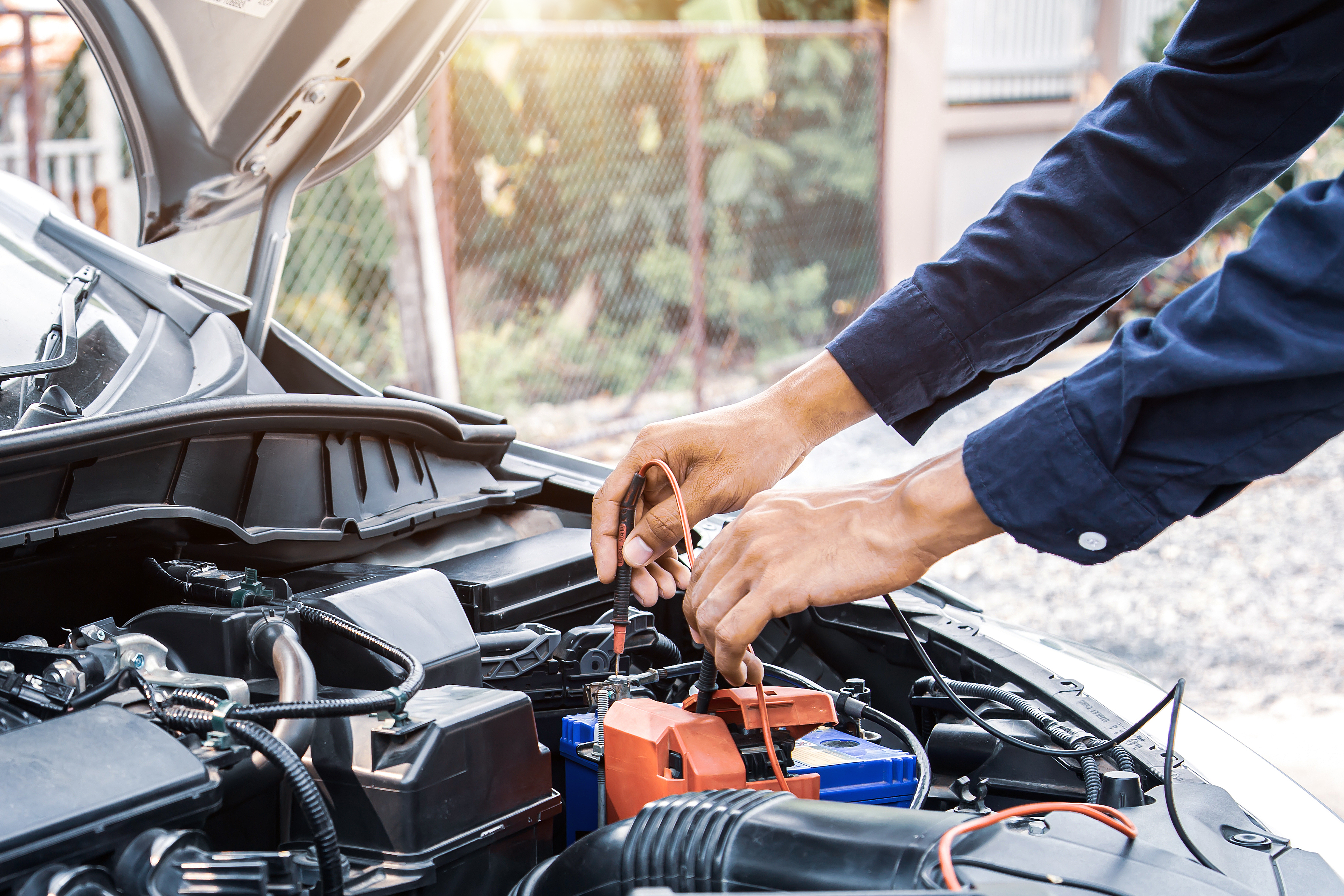 cuales sensores producen falla de electricidad en un carro