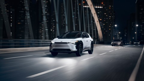 Toyota bZ4X 2025