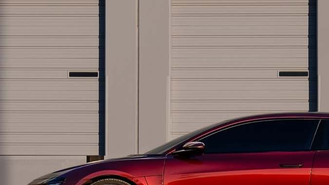 Shaquille O'Neal estrena su nuevo Lucid Air Coupe "a la medida"