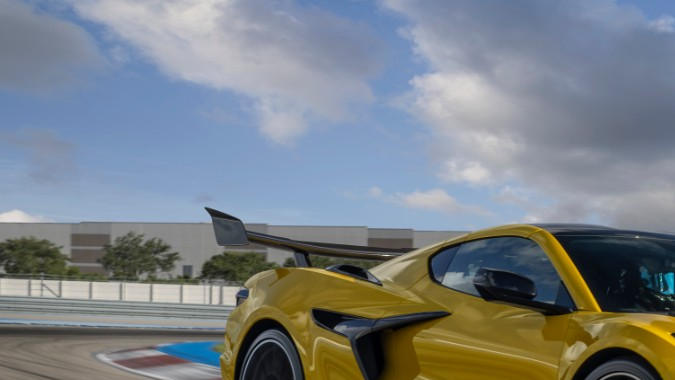 2025 Corvette ZR1: Chevy alcanza la cima con 1064 hp y 2.3 segundos