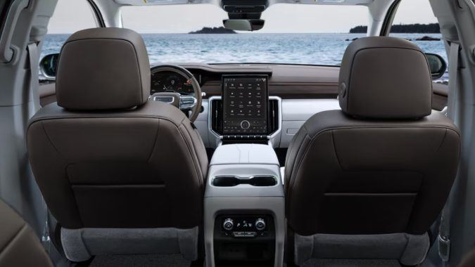 GMC Acadia Denali 2024: características y prueba de manejo