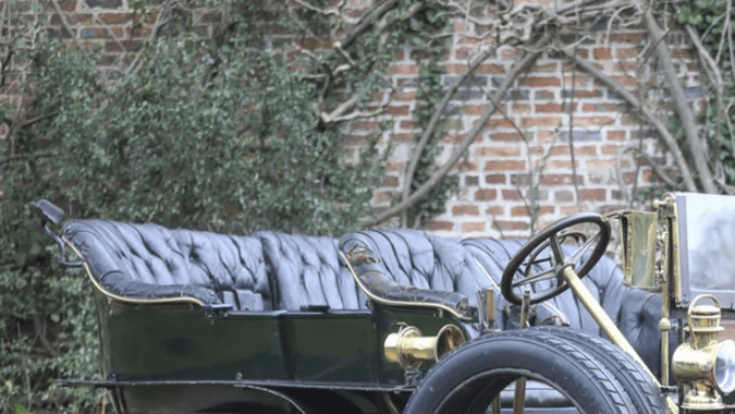 Autos más caros en subastas públicas de 2024