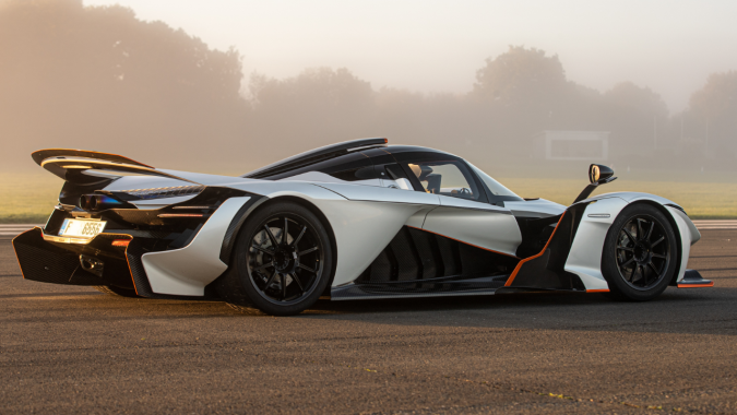 Praga Bohema, un superdeportivo veloz para las calles