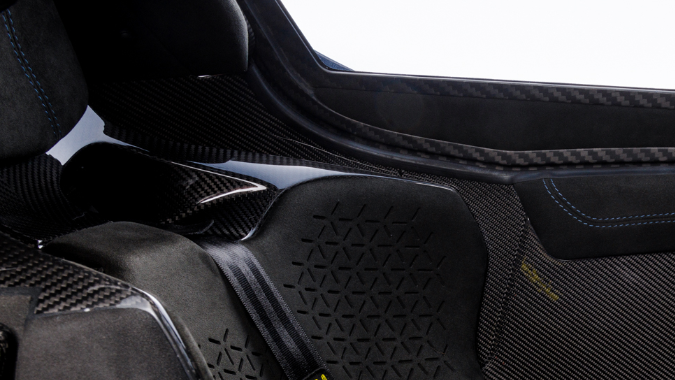 Praga Bohema, un superdeportivo veloz para las calles