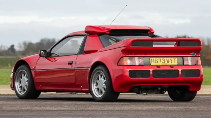 Un Ford RS 200 S será subastado por más de $300,000 dólares