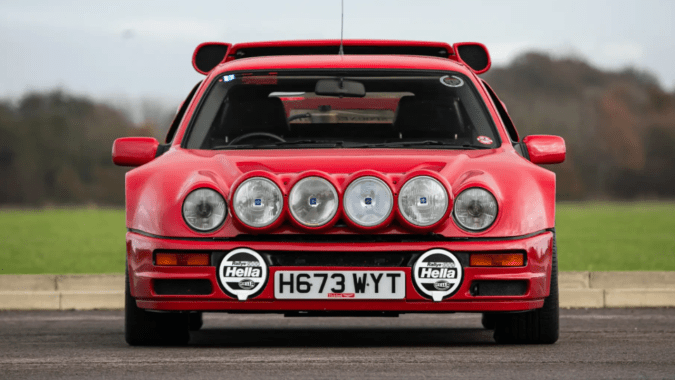 Un Ford RS 200 S será subastado por más de $300,000 dólares