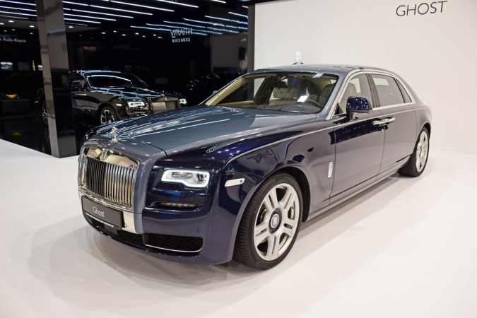 El extravagante garaje secreto del depuesto presidente de Siria