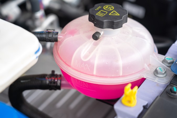 Guía para mezclar anticongelante: ¿qué agua debes usar?