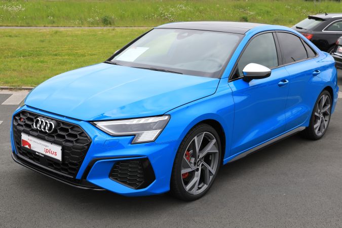 Ahorra sin sacrificar estilo: los mejores autos usados premium