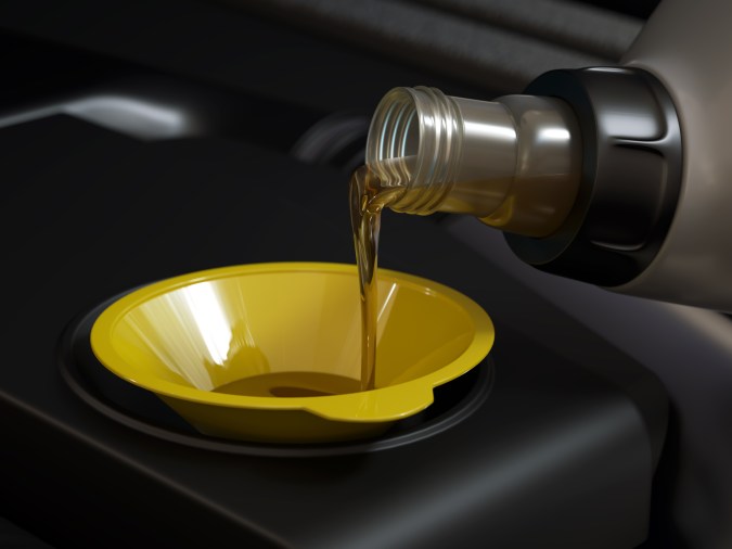 ¿Conviene cambiar de aceite 5W40 a 10W40 en tu motor?