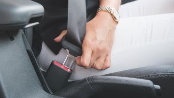 NHTSA: al menos 20,000 personas murieron por no usar cinturón de seguridad