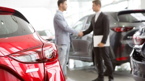 Cuatro errores comunes al comprar un auto y cómo evitarlos