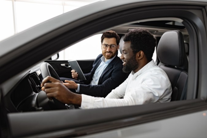 Cuatro errores comunes al comprar un auto y cómo evitarlos