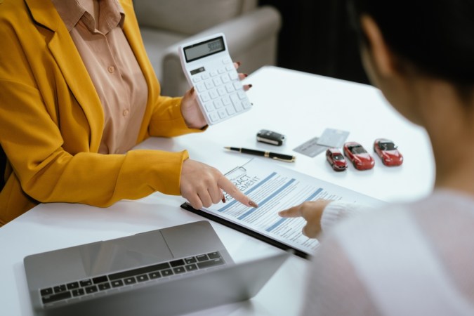 10 consejos para comprar un carro eléctrico de segunda mano