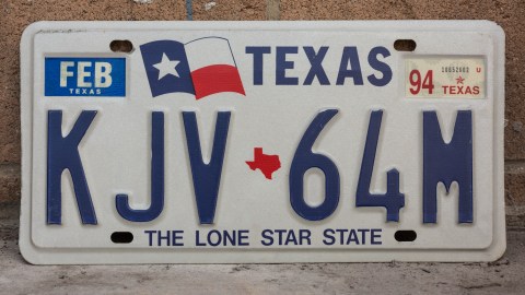 requisitos para sacar placas nuevas en texas cuánto cuestan