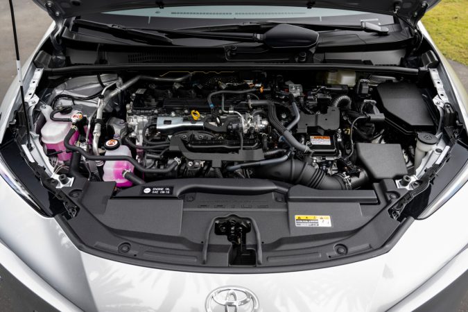 Toyota Prius 2025 mantiene su estilo con algunas mejoras