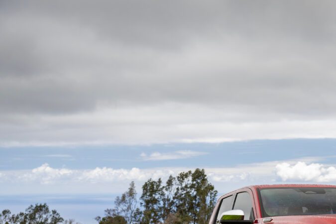 Los autos nuevos manuales que aún puedes comprar en 2025