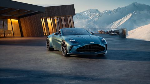 Aston Martin Vantage Roadster: aventuras para altas velocidades