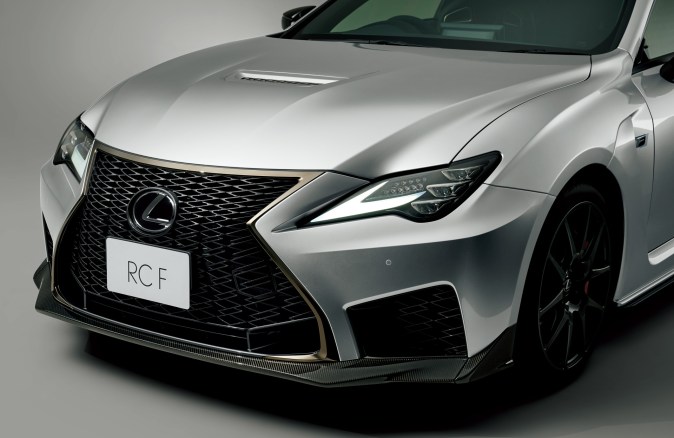 Lexus despide al RC con una versión final para 2025