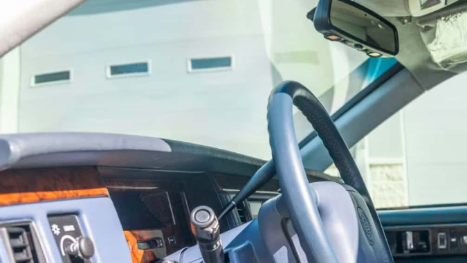 Limusina blindada usada por el expresidente Bill Clinton a subasta