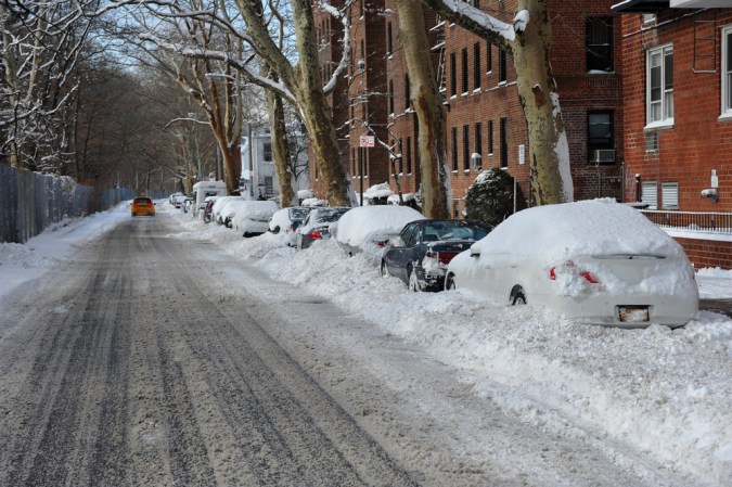 El invierno puede salir caro: multas por la “regla de las 3 pulgadas”