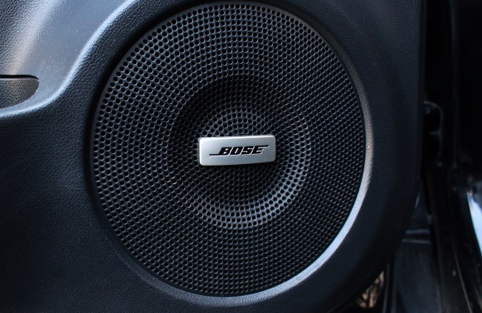 Bose vs Harman Kardon: ¿cuál ofrece el mejor sonido en el auto?