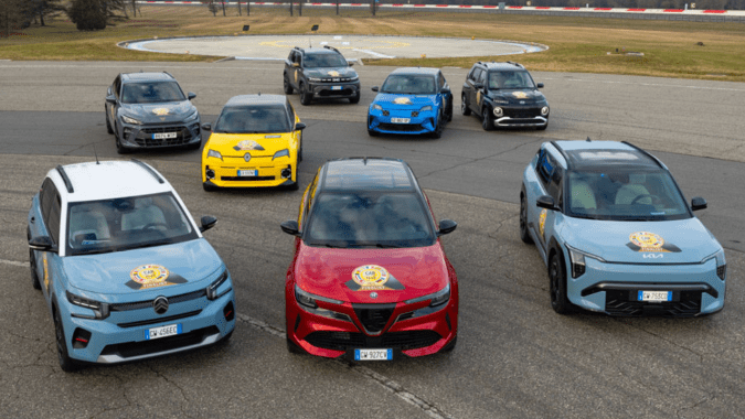 Renault 5 y Alpine A290 ganan el Carro del Año 2025 en Europa