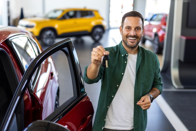 Cuántos carros puedo tener a mi nombre en USA "
