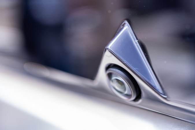 Tesla inicia el año con retiro de 239.000 unidades