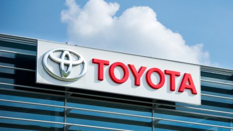 Toyota recibe una multa de 1,600 millones de dólares por falsificar datos