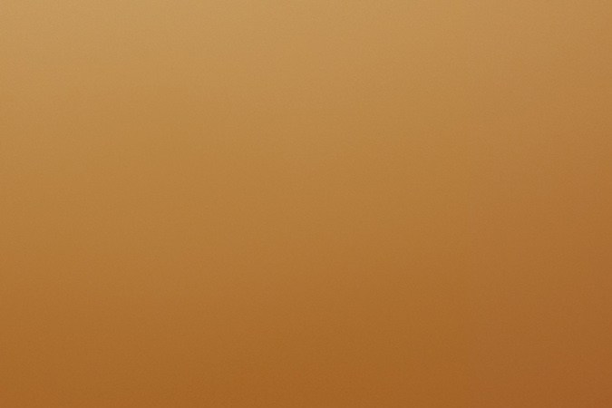 voltaje normal de una batería de auto encendido