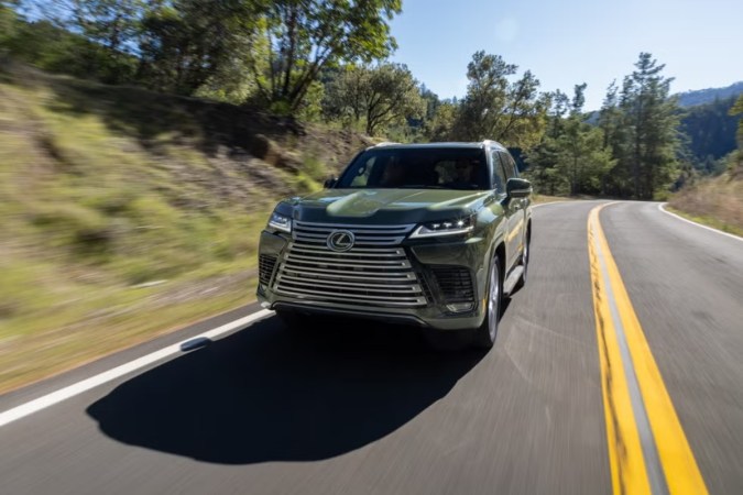 Lexus LX 700h 2025