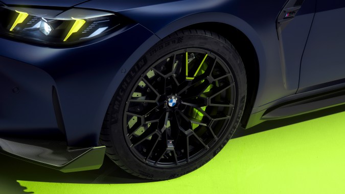 BMW lanza versión especial M4 Valentino Rossi
