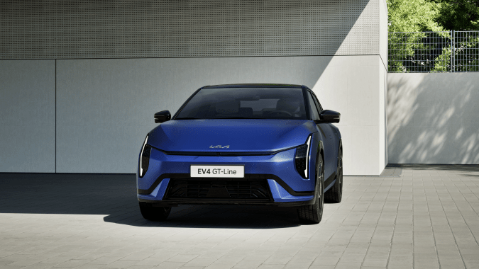 Kia EV4: primeras imágenes del futuro eléctrico