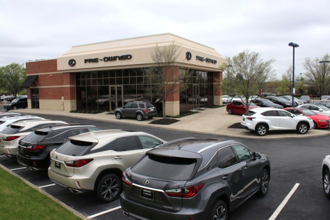 Lexus y Toyota pierden el trono: la marca más fiable en 2024