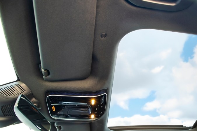 Qué es el sunroof en los autos