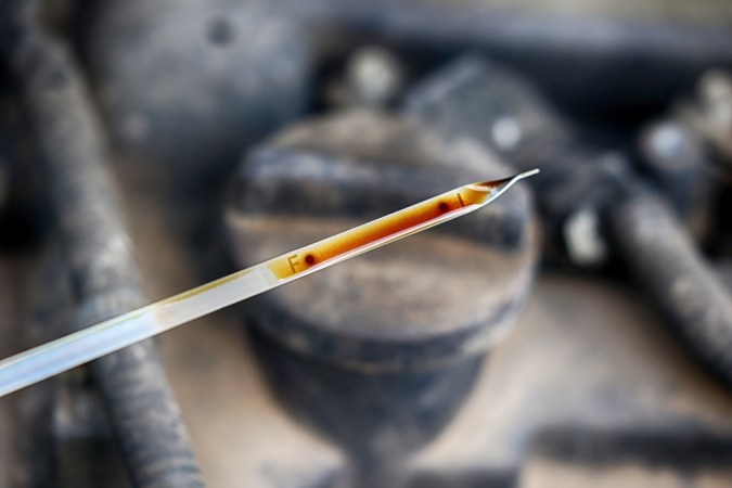 Cómo calcular la gasolina en tu auto si el marcador no funciona