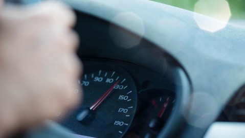Planean instalar limitadores de velocidad inteligentes en Washington