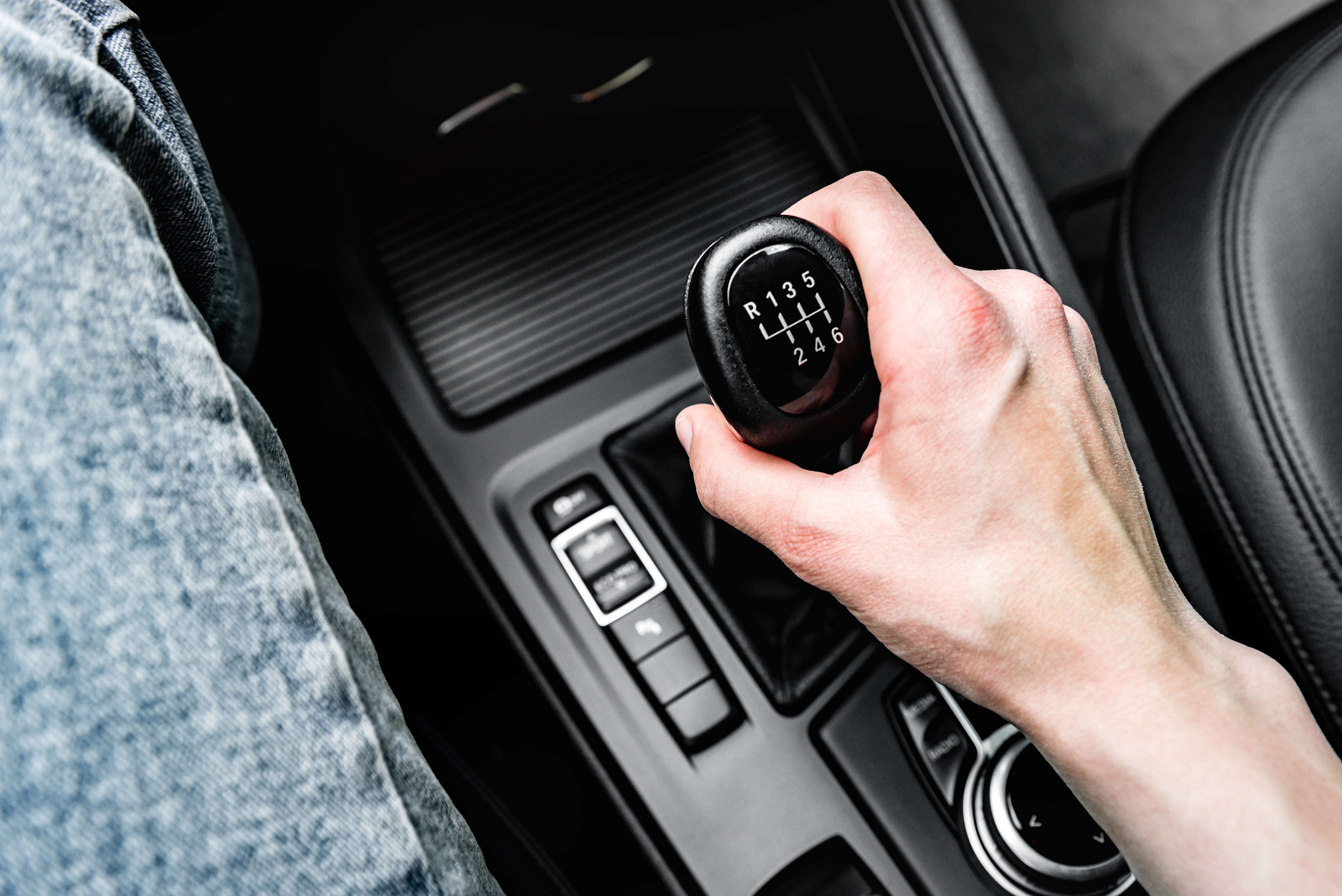 Mainul Auto Aprende a conducir un auto manual: 7 tips para rookies - Siempre Auto