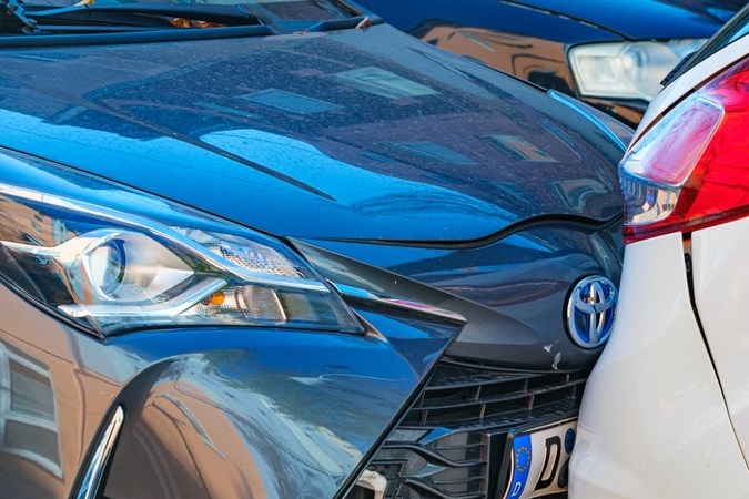 Qué pasa si choco y el seguro del auto no está a mi nombre