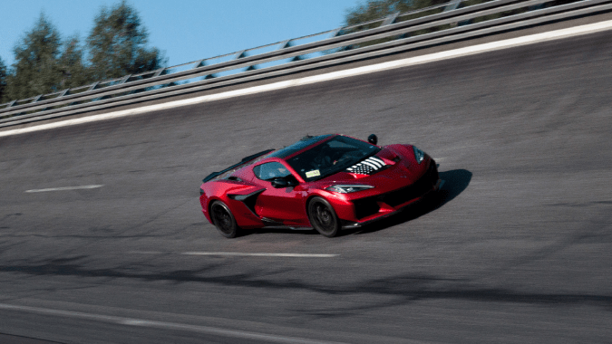 Corvette rompe cinco récords de vuelta en pistas de EE.UU.