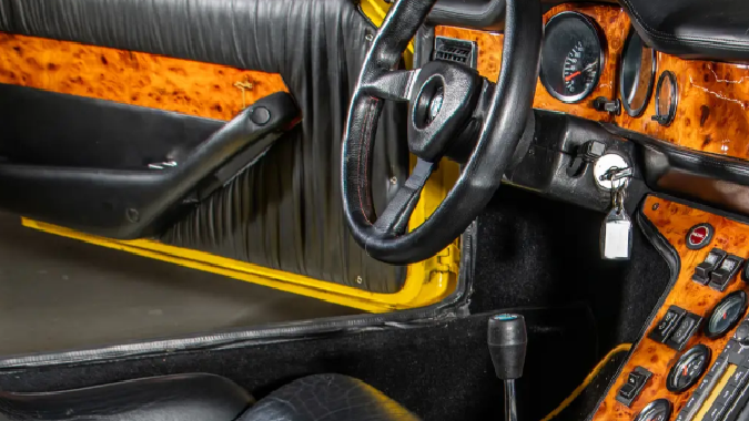 De Tomaso Pantera 90: uno de los pocos en el mundo en subasta