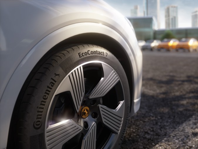 Continental lanza neumáticos con más eficiencia